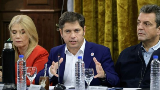 Cumbre del PJ bonaerense en rechazo al DNU: participaron Kicillof, Massa y Máximo Kirchner