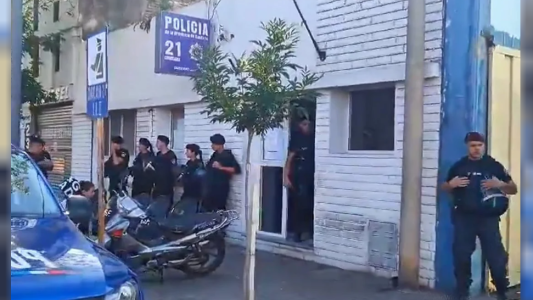 Recapturaron a otros dos de los presos que se escaparon de un comisaría en Rosario: quedan 11 prófugos