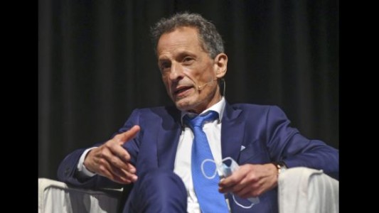 Dueño de Swiss Medical: "En enero se estará aumentando el 40%; en febrero y marzo continuarán los aumentos"