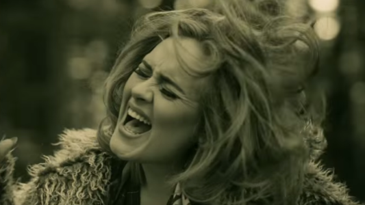 Adele estrenó nuevo videoclip: "Send my love (to your new lover)"