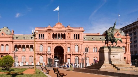 Modifican organigramas y objetivos de la Administración Pública Nacional