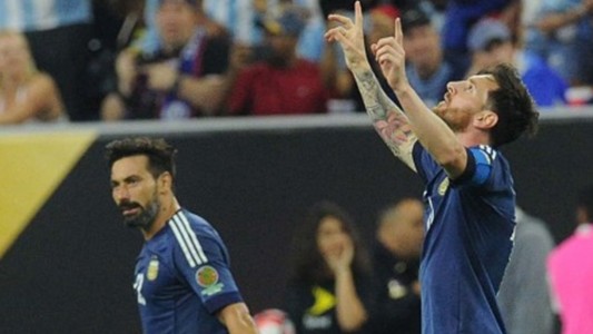 Messi le dio la bienvenida a su nuevo compañero