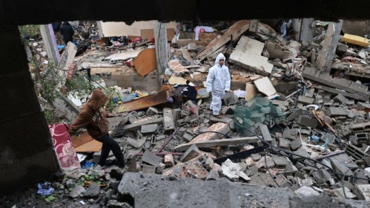 Combates, caos y desesperación en el sur de Gaza por guerra entre Israel y Hamás