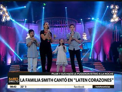 Pilar Smith y familia en "Laten corazones"