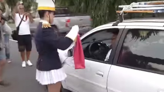 Por aniversario de Mar del Plata regalaron pullovers a los turistas que ingresaron por la ruta 2