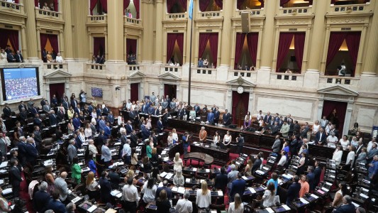 El S&P Merval y los ADRs se derrumbaron hasta 10% tras el fracaso de la Ley Ómnibus