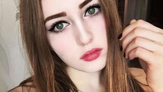 #EsViral : la chica con carita dulce y un cuerpo que te sorprenderá