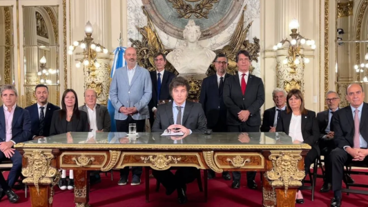 El Gobierno apeló ante la Corte el fallo que anuló el capítulo laboral del DNU