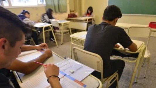 Miles de estudiantes porteños comenzaron el ciclo lectivo 2024