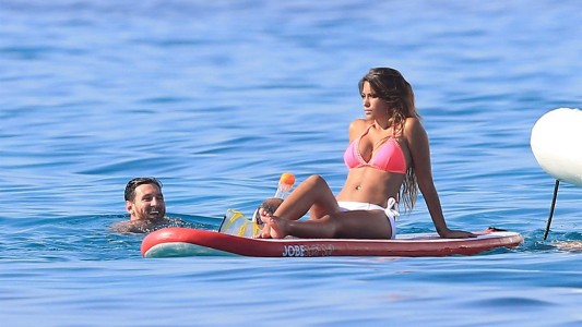 Fotos: las vacaciones de Messi en Ibiza, donde Antonella le robó el protagonismo