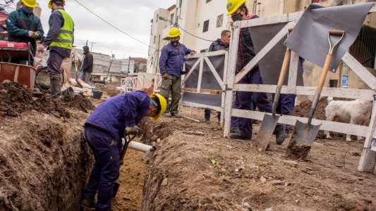 El Gobierno y la privatización de Aysa: "Todo lo que pueda estar en manos privadas, va a estarlo"