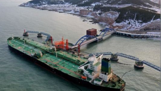 Irán confiscó petróleo crudo de un buque con destino a los Estados Unidos