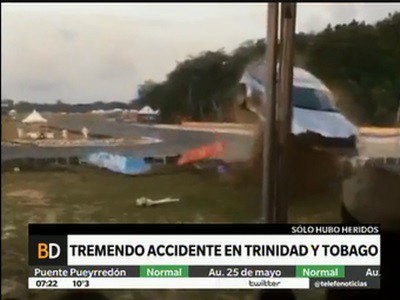 Espectacular accidente en una carrera de automovilismo