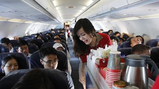 Los diez secretos que no deberías saber cuando subes a un avión