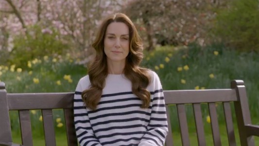 Kate Middleton tiene cáncer: "Estoy en las primeras etapas de tratamiento"