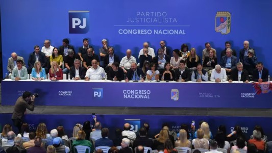 El PJ concretó la salida de Alberto Fernández pero no designó sucesor
