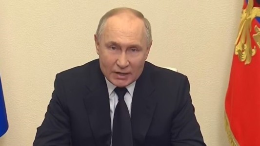 Putin anunció que los atacantes fueron detenidos y "que se movían hacia Ucrania"