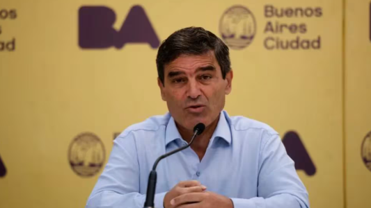 Quirós reveló cuál es el lugar del cuerpo en el que hay que ponerse repelente para evitar la picadura del dengue