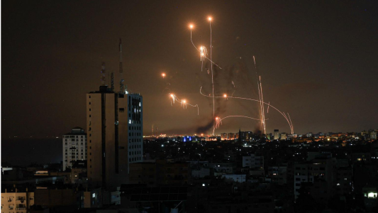 Alerta máxima, 200 drones y misiles: los detalles del ataque de Irán a Israel