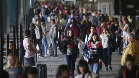 Anuncian beneficios para la temporada baja dentro del país: 30% de descuento en transporte terrestre