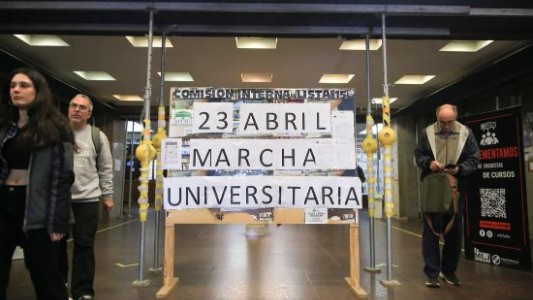 "En defensa de la educación pública": estudiantes y docentes convocan a una marcha contra el ajuste del presupuesto universitario