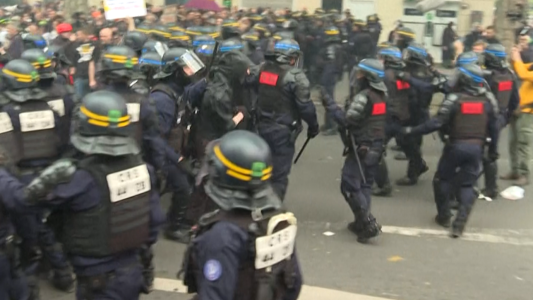 Disturbios en Francia durante la marcha por el Día Internacional de los Trabajadores