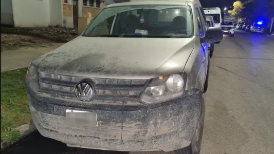 Quiénes eran las cuatro personas que aparecieron muertas en una camioneta frente a un hospital