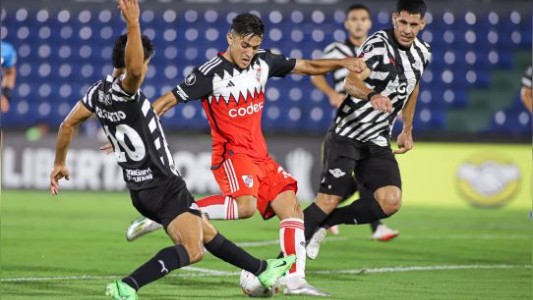 River quiere sellar el pase a octavos de final de la Libertadores ante Libertad