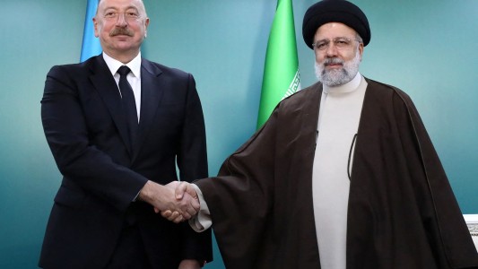 Irán comenzó la búsqueda para encontrar el helicóptero del presidente Raisi tras "un accidente"