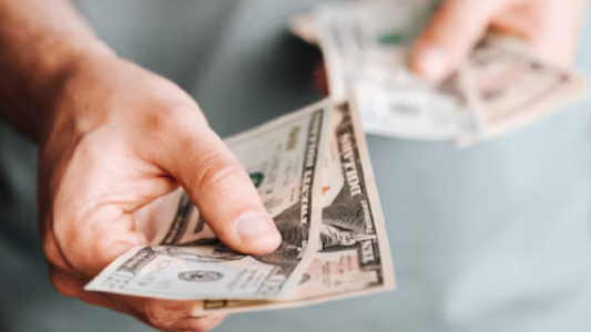 El dólar blue sigue en alza y alcanza un nuevo récord