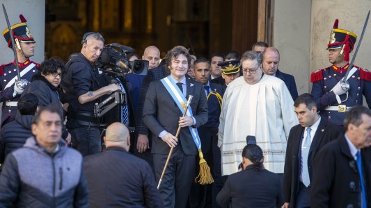 El primer Tedeum de Milei: despertó pocos aplausos y se fue insultado