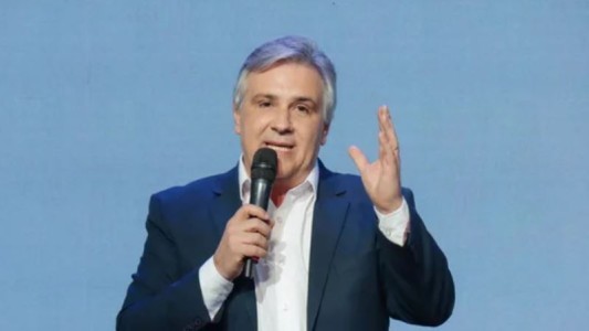 Llaryora pidió "consensos y acuerdos" para tener "un país con sentido común"