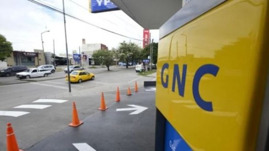 El Gobierno anunció que liberará desde la medianoche los cortes de gas a las industrias y las estaciones de GNC