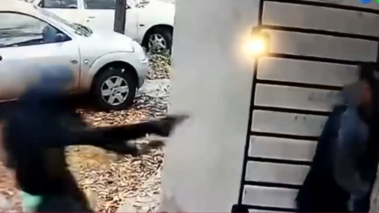 Fingieron ser repartidores de Mercado Libre y entraron a robar en una casa