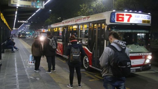En lo que va del año ya hubo más de 350 robos piraña en los colectivos del AMBA, según un estudio