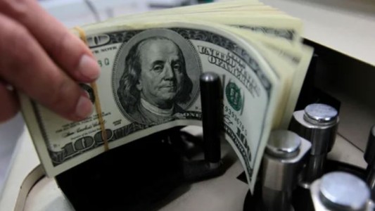 El dólar blue cerró la semana al alza y el Banco Central volvió a vender dólares