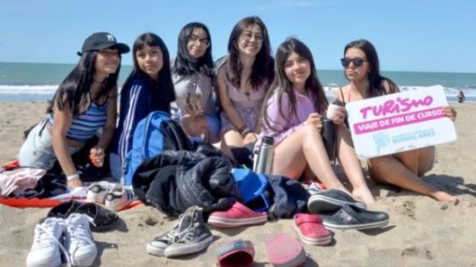 Se suspenden los viajes de egresados gratis en la provincia de Buenos Aires por falta de fondos