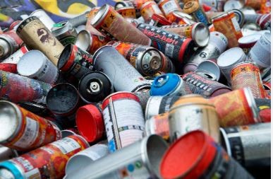 A pesar de la recesión, la Argentina mantiene el mayor consumo per cápita de aerosoles del mundo