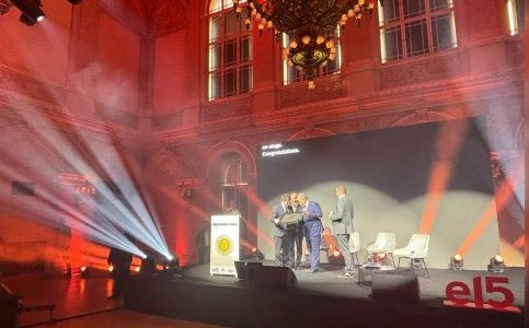 Milei cerró su gira en República Checa: "Si me sale bien, probablemente me den el Nobel de Economía"