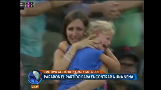 Nadal y McEnroe frenan un partido por el llanto desesperado de una madre