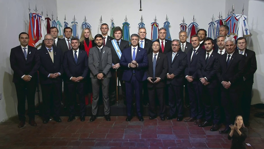 Pacto de Mayo: el presidente Milei y 18 gobernadores firmaron el Acta en Tucumán