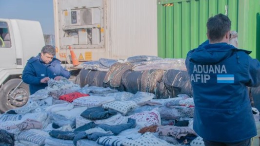 Frío extremo: la Aduana entregó más de 15 toneladas de indumentaria para su donación