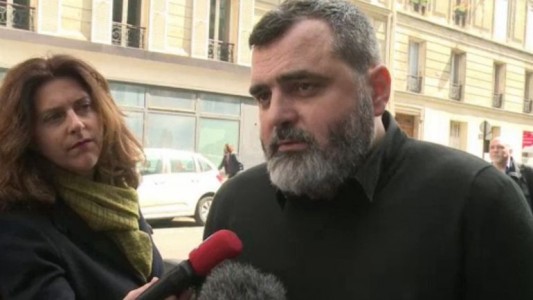 Demandó a su ex jefe por haber tenido un trabajo aburrido