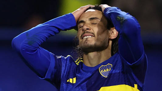Más problemas para Boca: se lesionó Cavani y no viaja a Ecuador