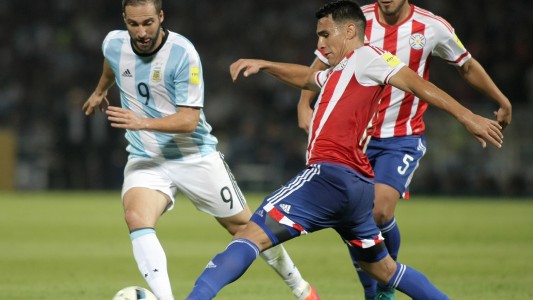 Higuaín, tras la derrota de la Selección: "Mientras el técnico me llame, voy a seguir viniendo"