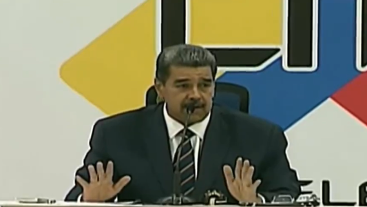 "Yo soy peronista", afirmó Nicolás Maduro y deseó una Argentina "libre de nazifascismo"