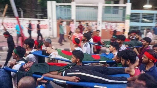 Bangladesh: al menos 91 personas murieron en protestas antigubernamentales