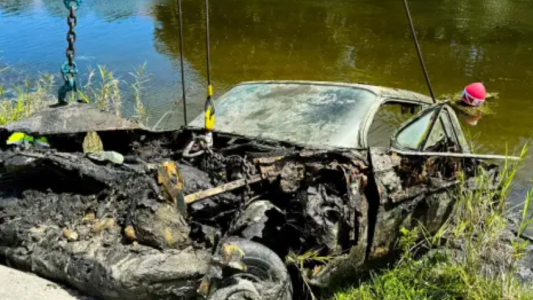Madre e hija desaparecieron hace 50 años: ahora encontraron sus cuerpos dentro de un auto en un lago
