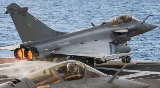 Murieron dos pilotos por colisión de cazas en el noreste de Francia