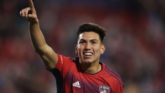 Boca llegó a un acuerdo con Alan Velasco